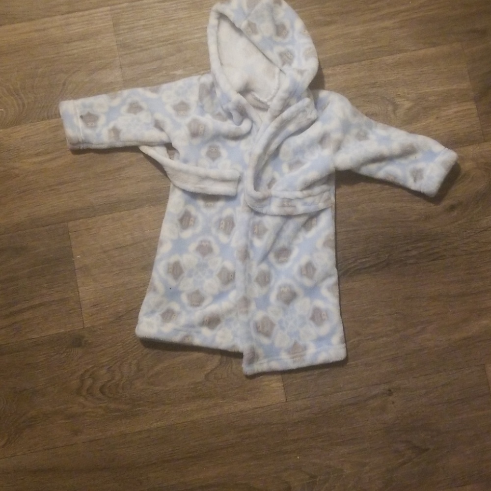 Baby robe
